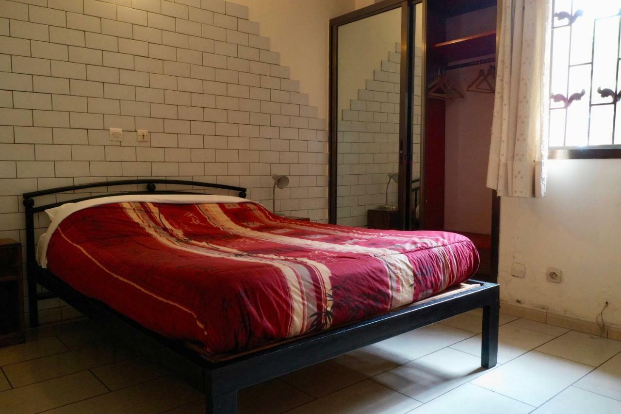 Petit Motel Beijing Αμπιτζάν Εξωτερικό φωτογραφία